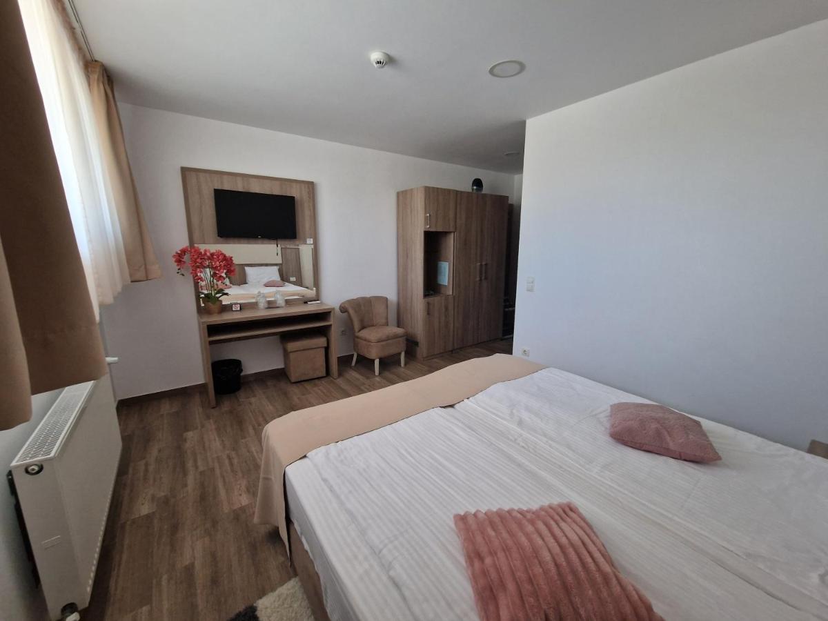 Valurile Mării Vama - Veche Hotel Vama Veche Exterior foto