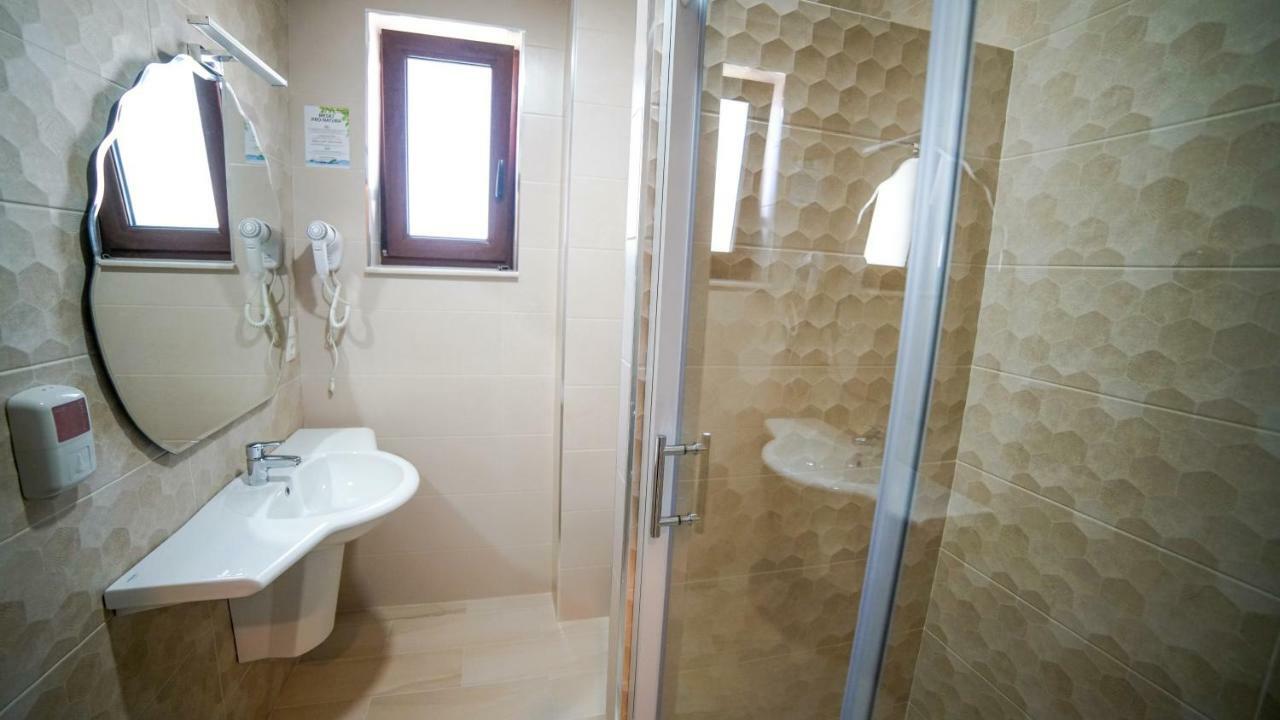 Valurile Mării Vama - Veche Hotel Vama Veche Exterior foto