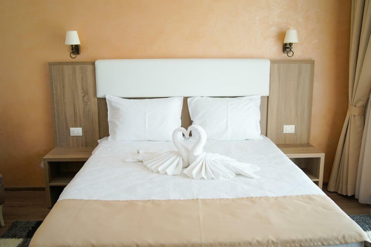 Valurile Mării Vama - Veche Hotel Vama Veche Exterior foto